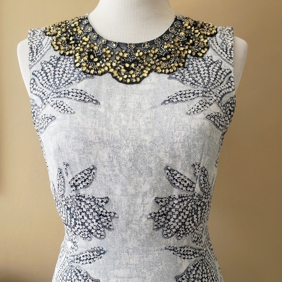 BCBGMAXAZRIA Chloey Sleeveless Printed Rhinestone Gown Embellished Collar Size 4 - Picture 7 of 15